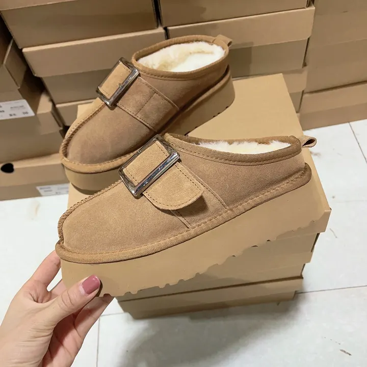 UGG 6109F