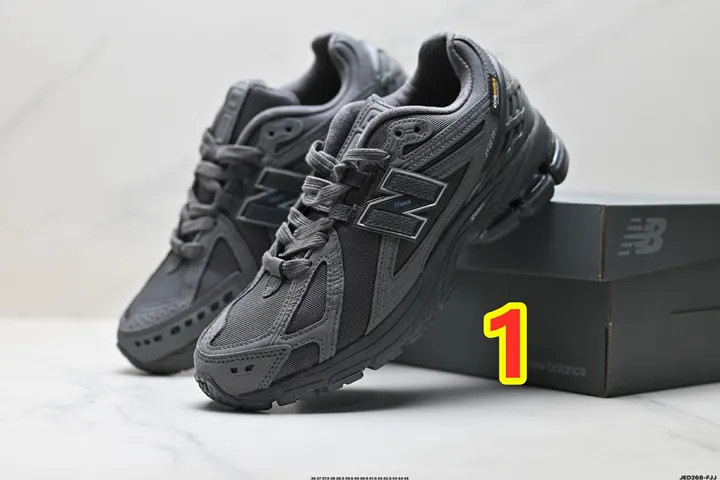 New Balance 6362