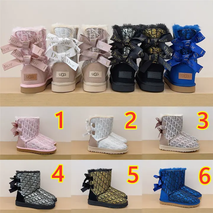 UGG 6477