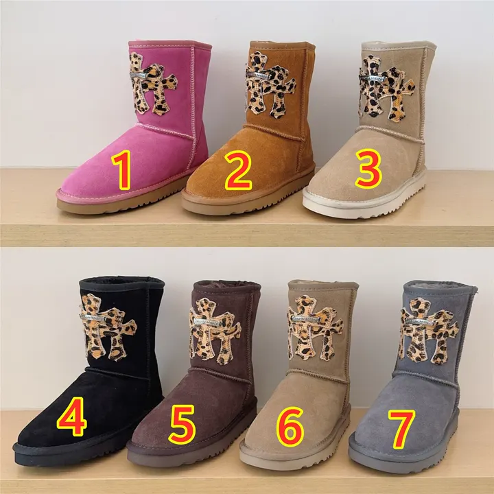 UGG 6483