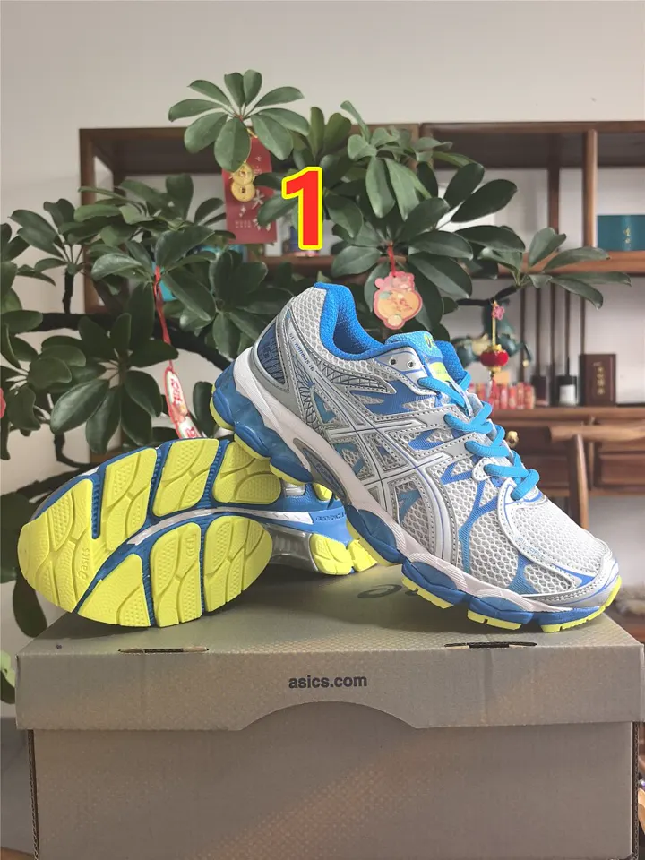 Asics 6542