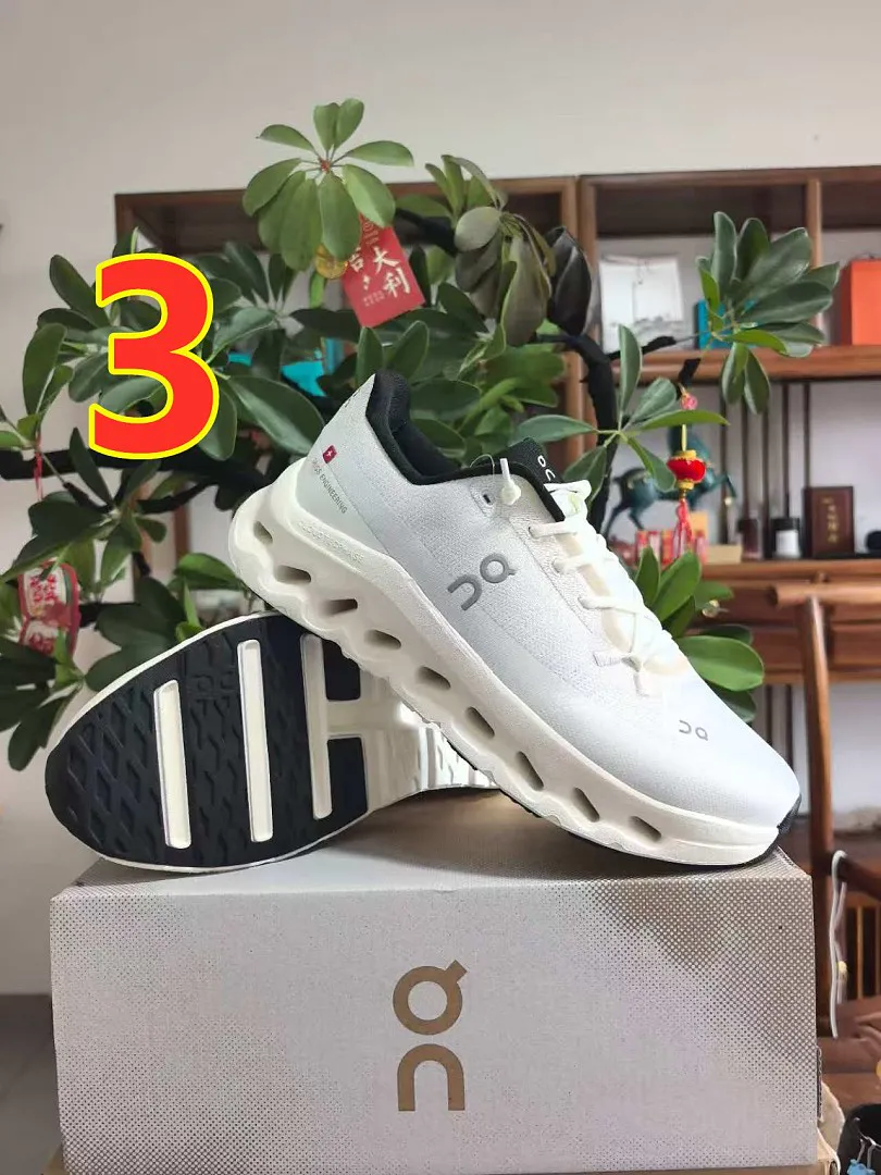 On Cloud 6547 תמונה 5