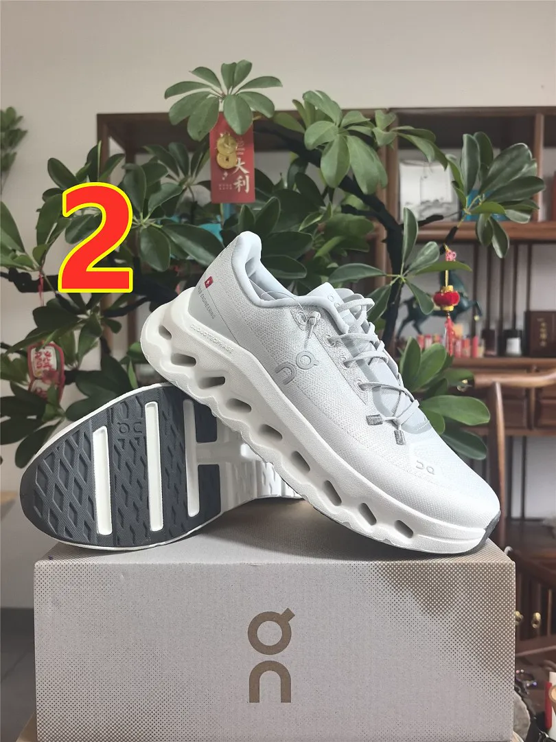 On Cloud 6549 תמונה 7