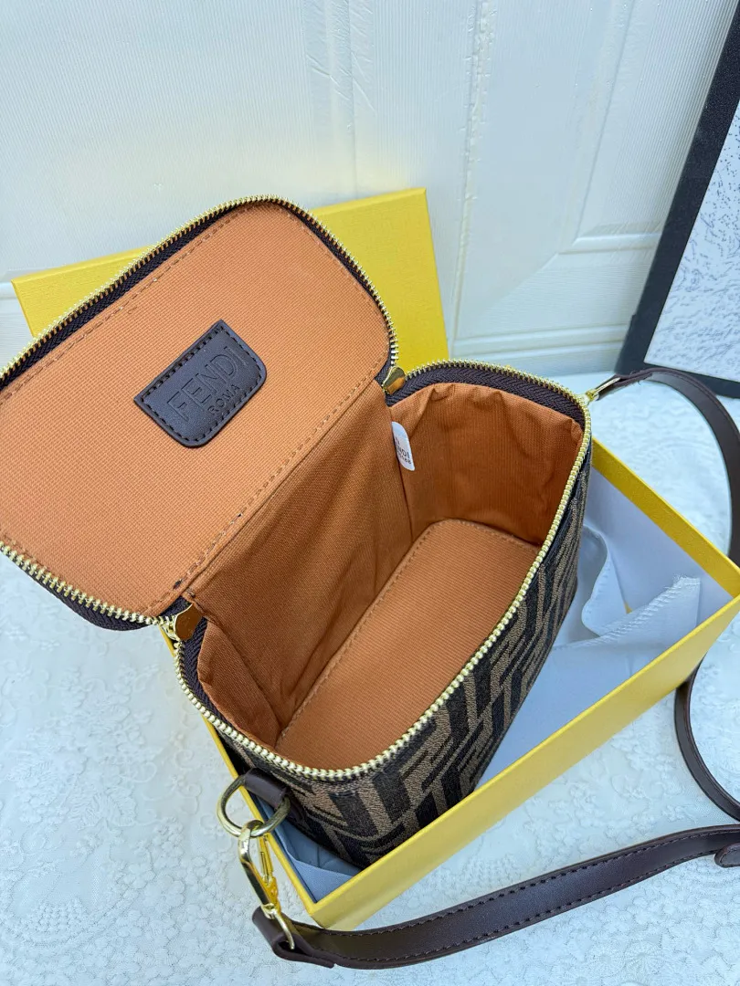 Fendi 9E4P תמונה 2