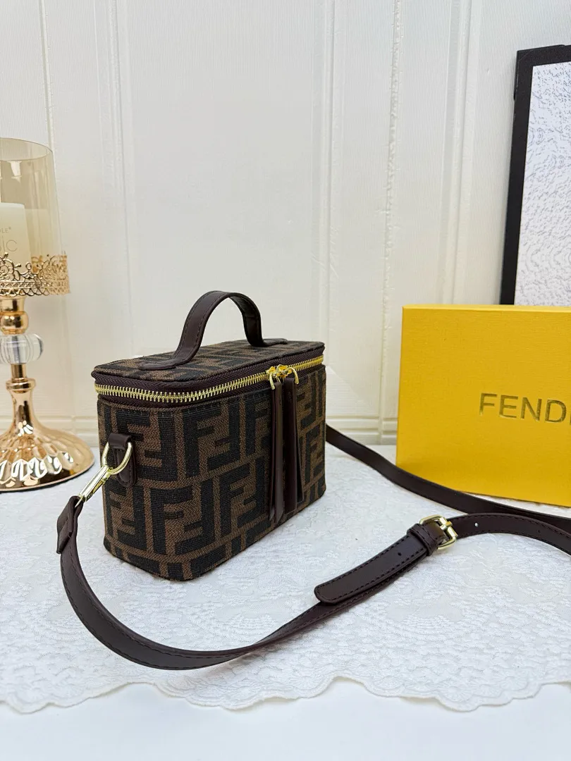 Fendi 9E4P תמונה 4