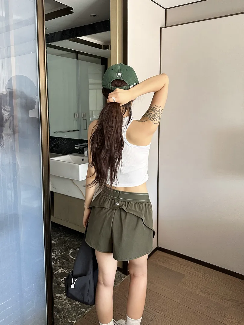 alo yoga A1L תמונה 18