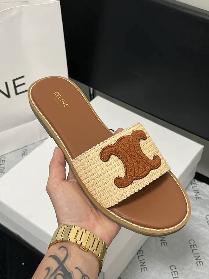 Celine AKS2