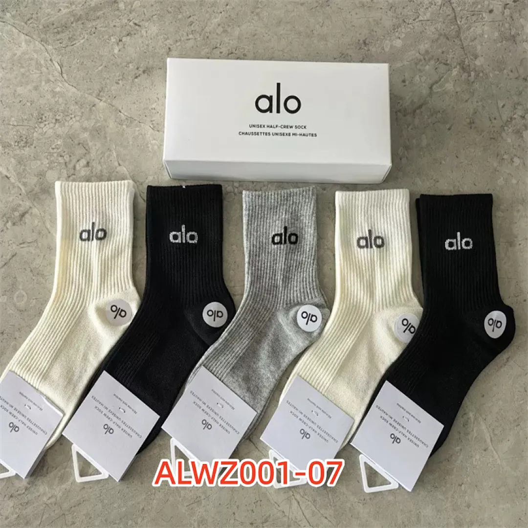 alo yoga ALWZ001 תמונה 8
