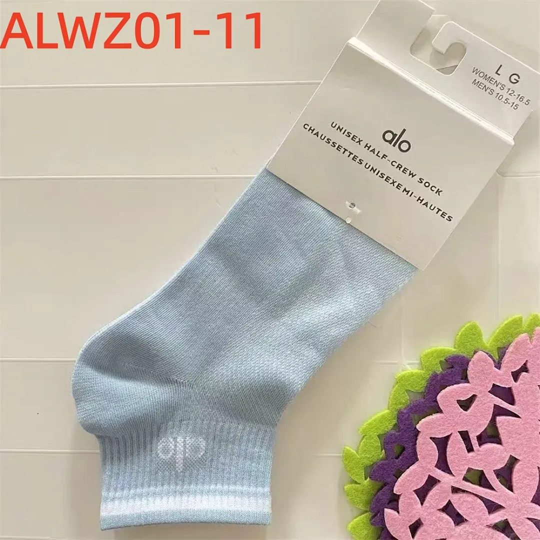 alo yoga ALWZ01 תמונה 13