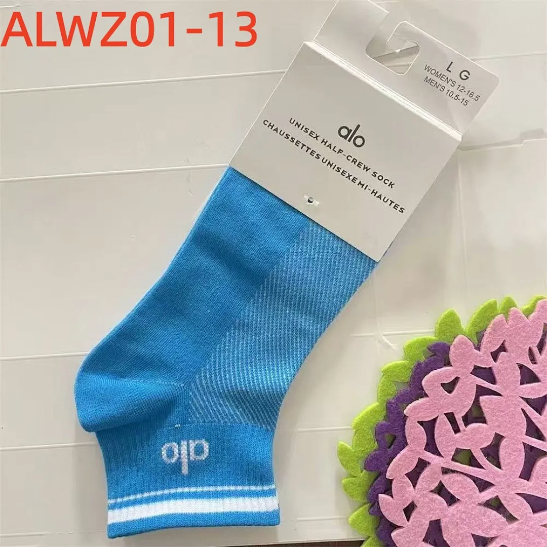 alo yoga ALWZ01 תמונה 15