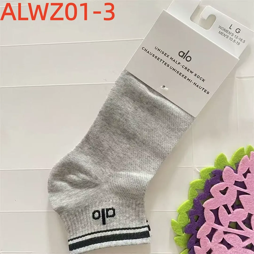 alo yoga ALWZ01 תמונה 5