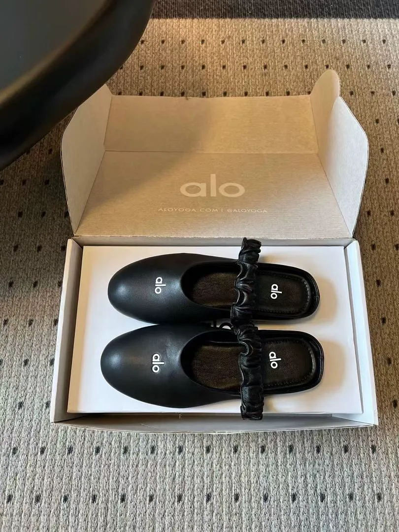 alo yoga ALX15 תמונה 5
