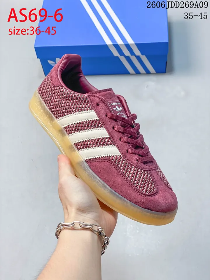 Adidas AS69