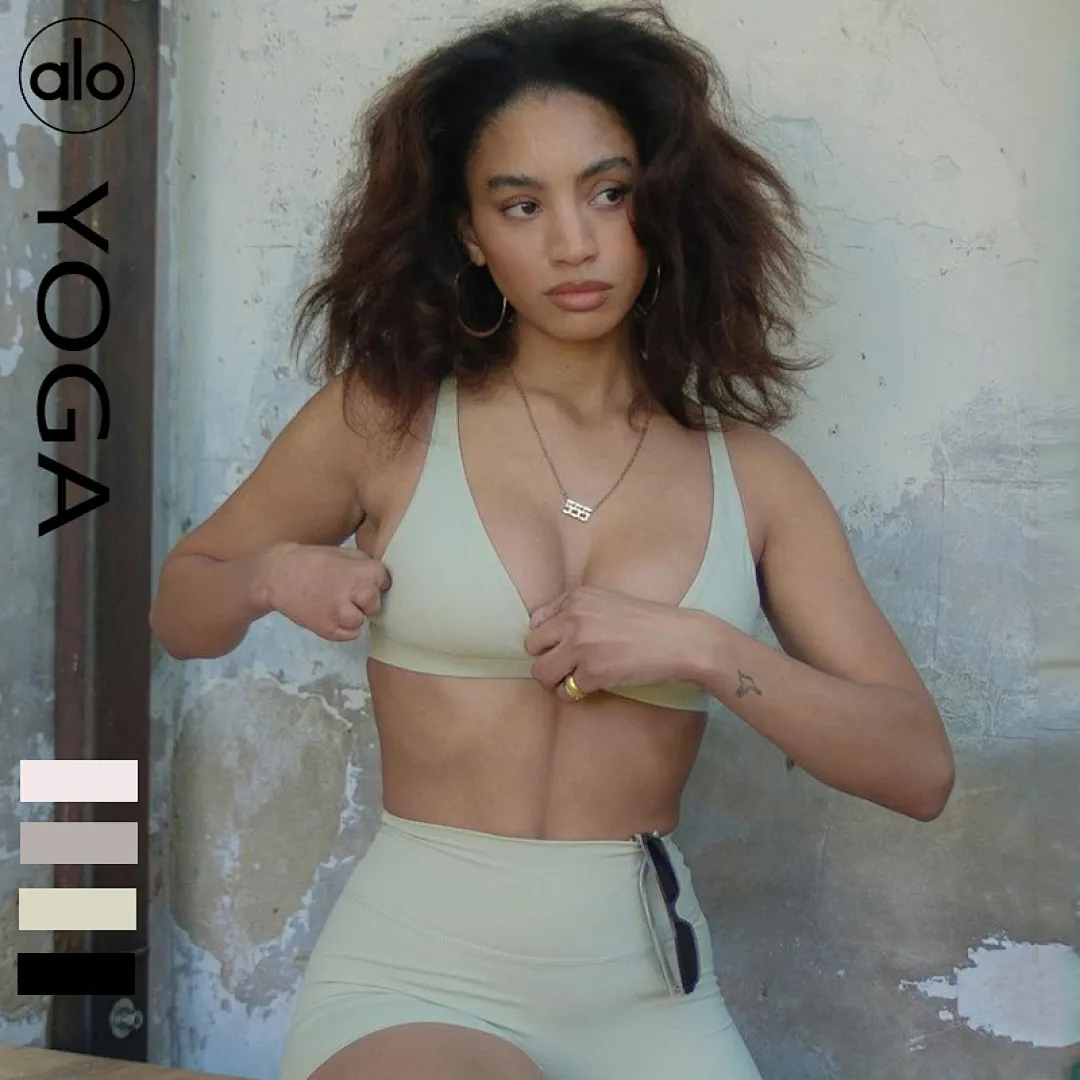 alo yoga AYGYF014 תמונה 8