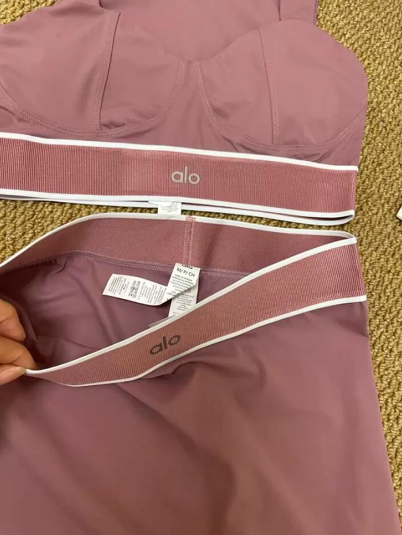 alo yoga AYGYF086 תמונה 7