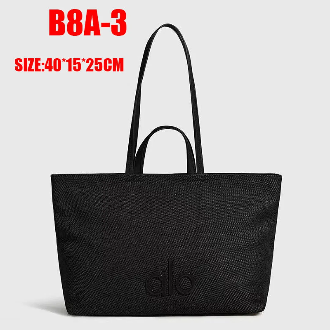 alo yoga B8A תמונה 8