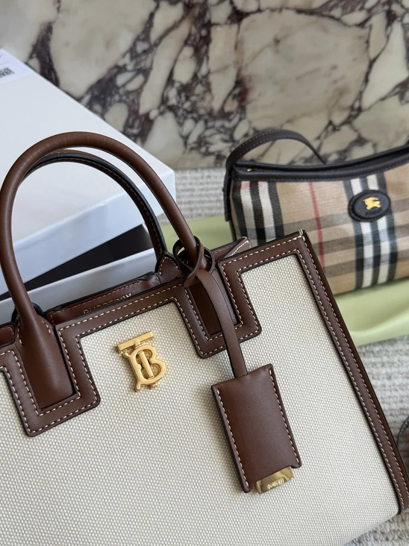 Burberry BBRB19 תמונה 2