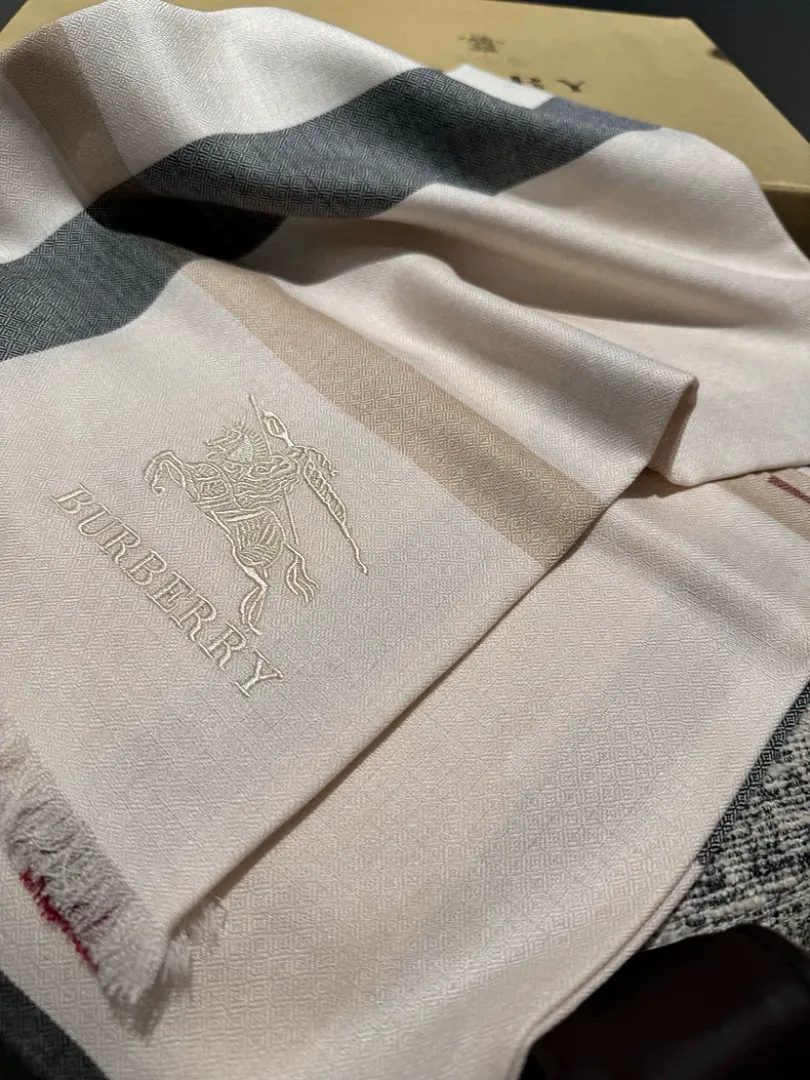 Burberry BBRWJ09 תמונה 11
