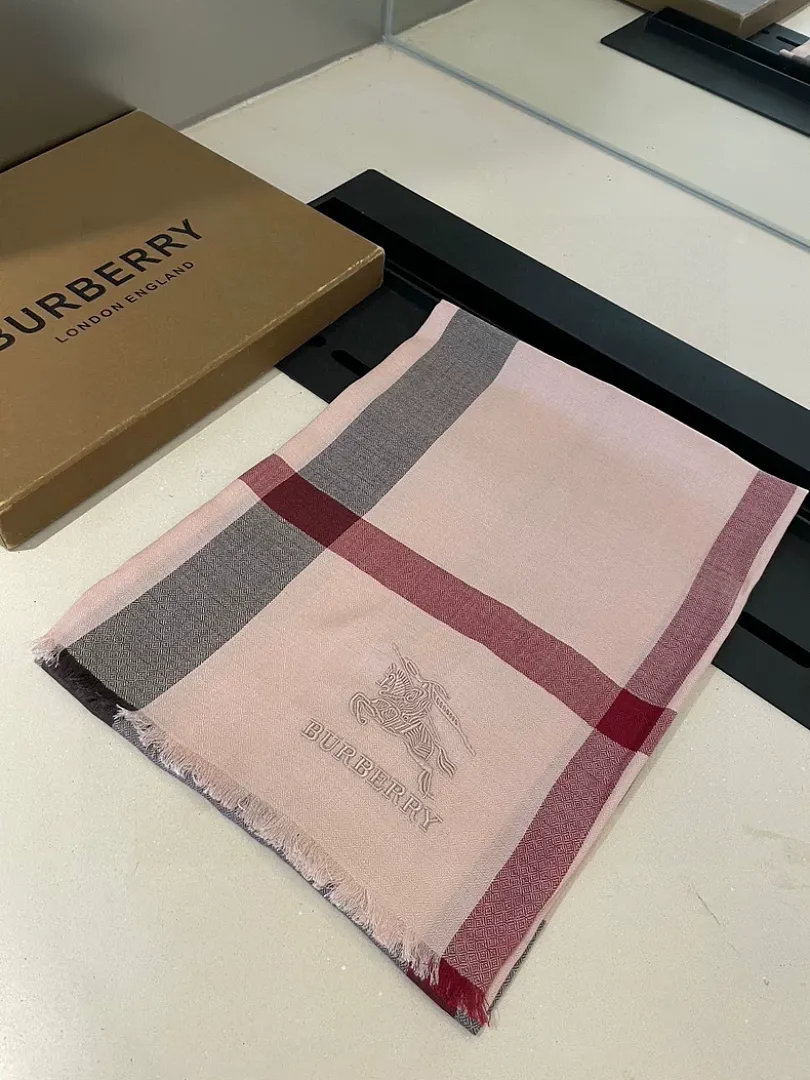 Burberry BBRWJ09 תמונה 4