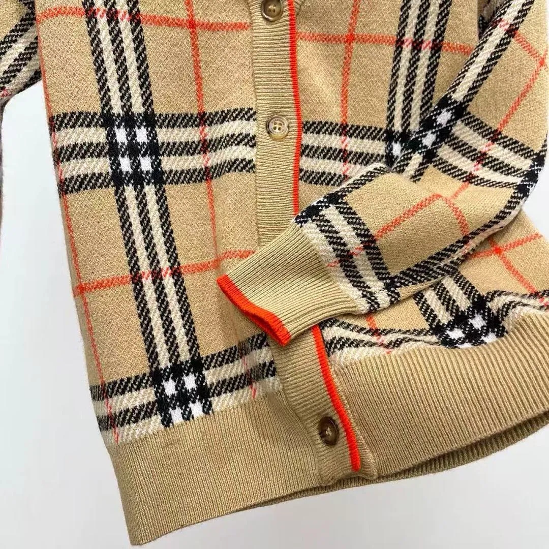 Burberry BBRYF149 תמונה 4