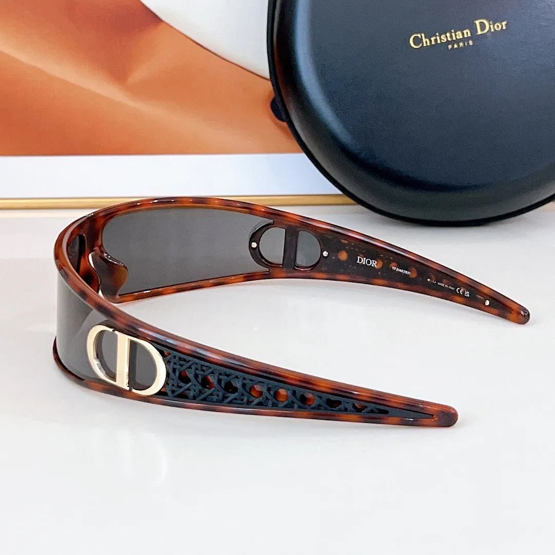 Dior CQS2 תמונה 4