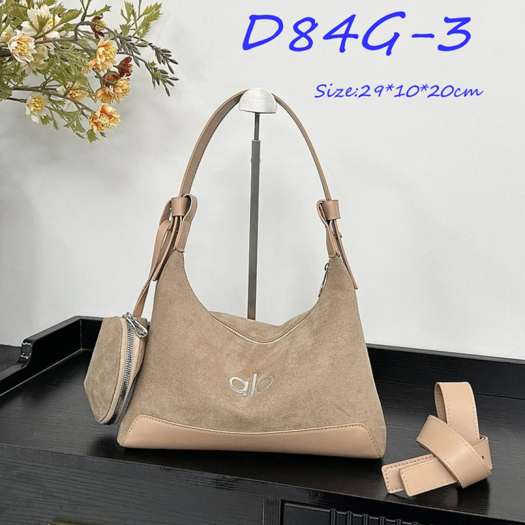 alo yoga D84G תמונה 12