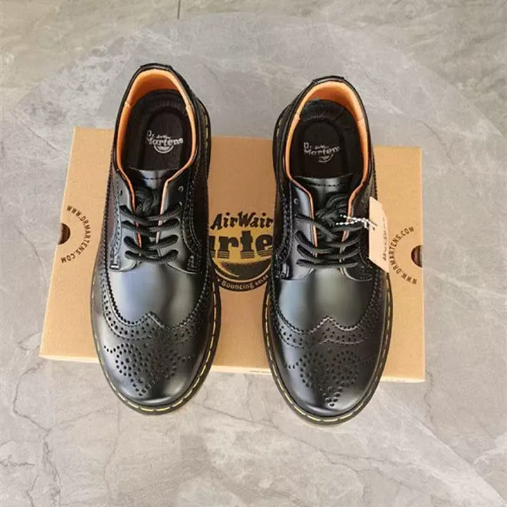 Dr. Martens DRX01