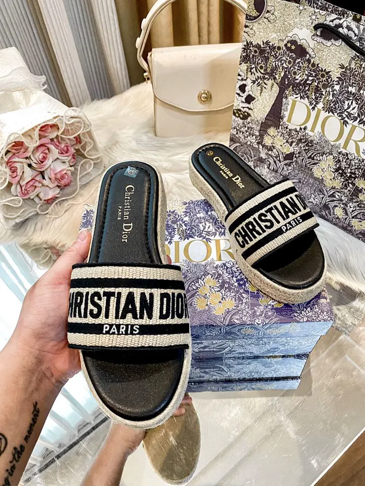 Dior EEW2