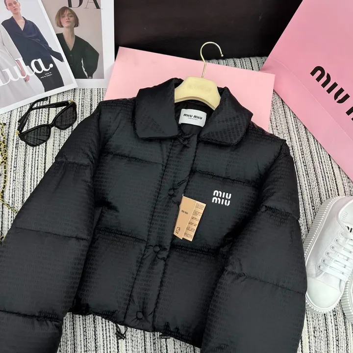 MIUMIU F2F6