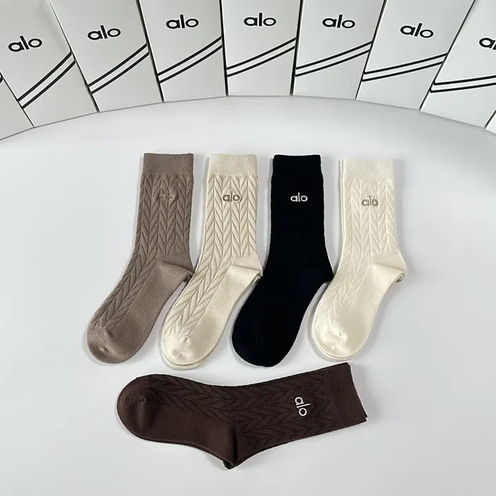 alo yoga G1B1