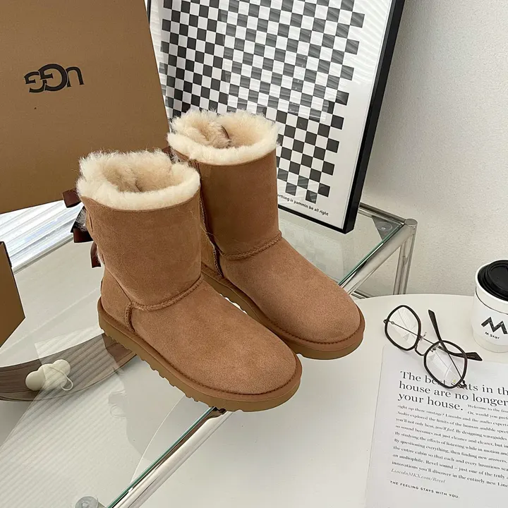 UGG GGX01