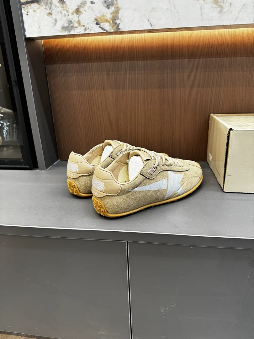 Golden Goose H1R3 תמונה 3