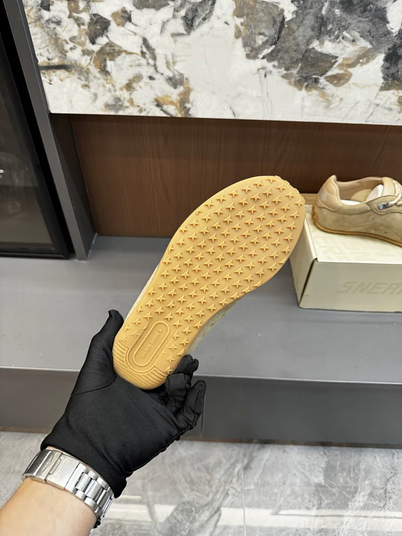 Golden Goose H1R3 תמונה 9