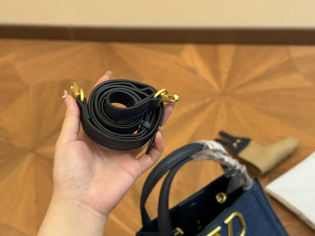 Valentino HLTBB004 תמונה 15