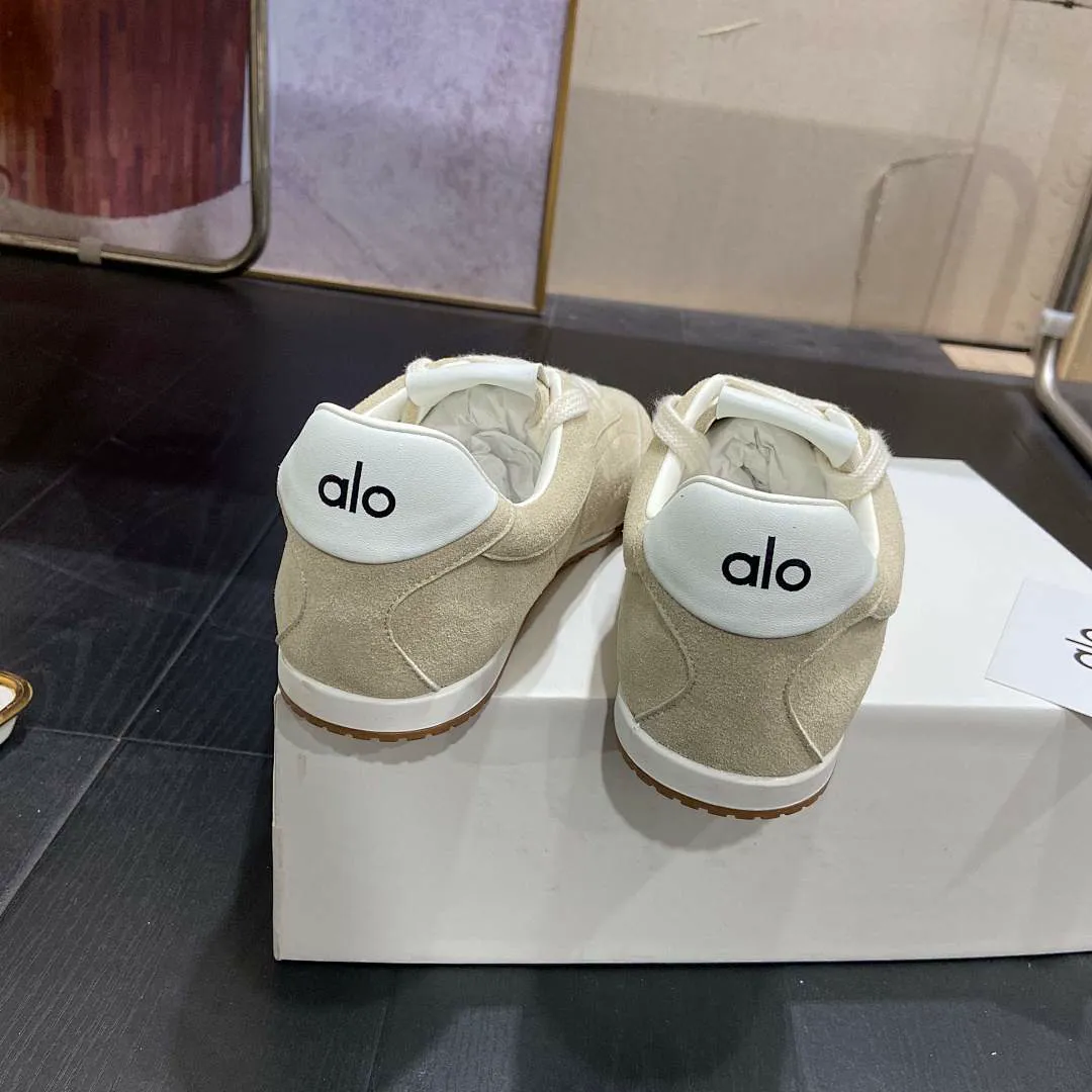 alo yoga J02X תמונה 10