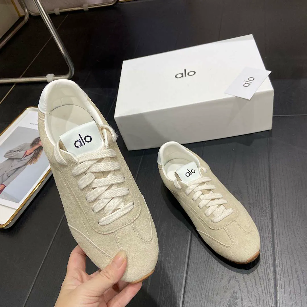 alo yoga J02X תמונה 14