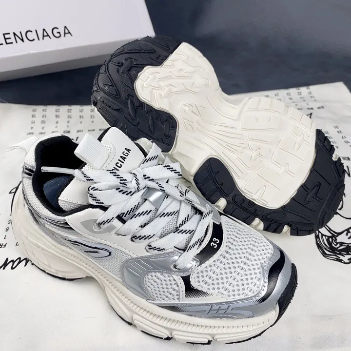 Balenciaga J05X