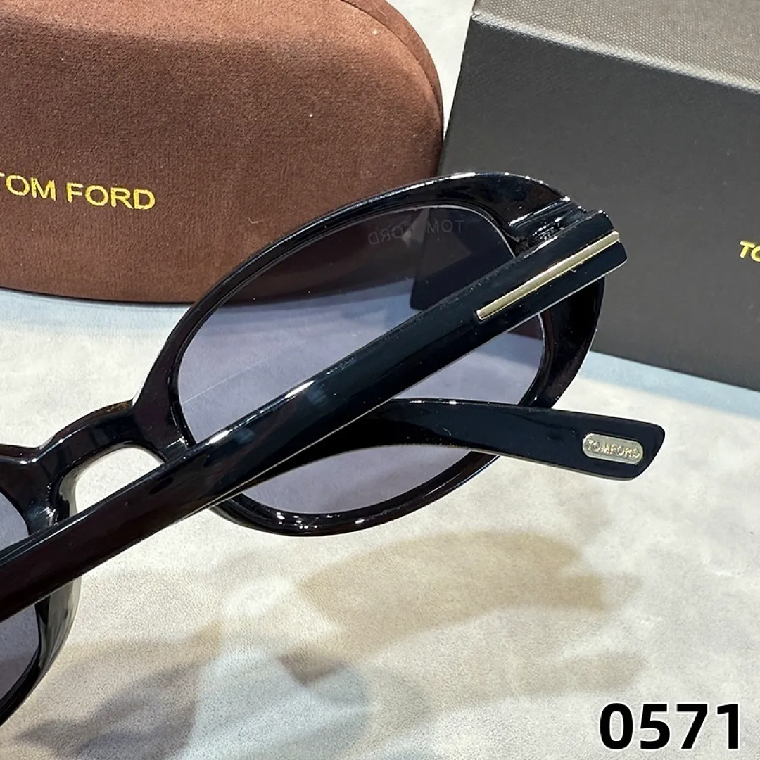 Tom Ford J1TF תמונה 4