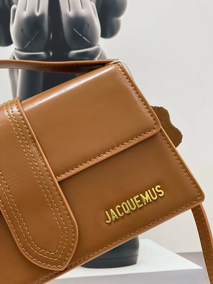 Jacquemus J8C3 תמונה 15