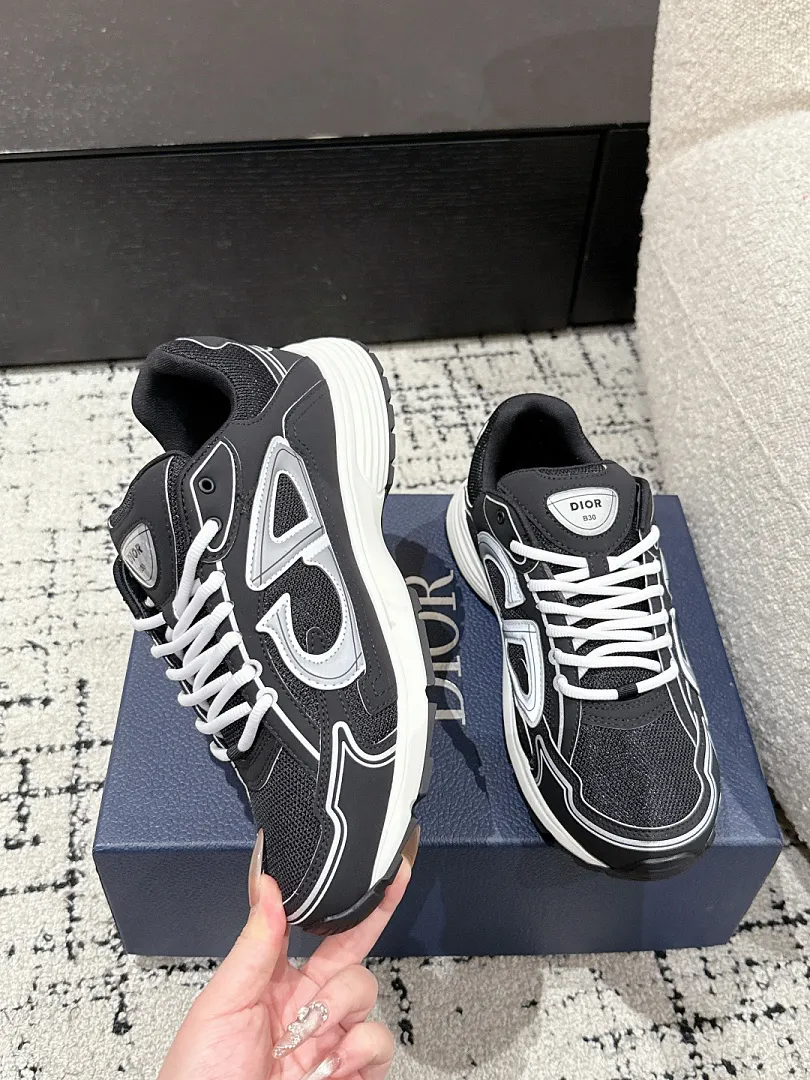 Dior KFE99 תמונה 21