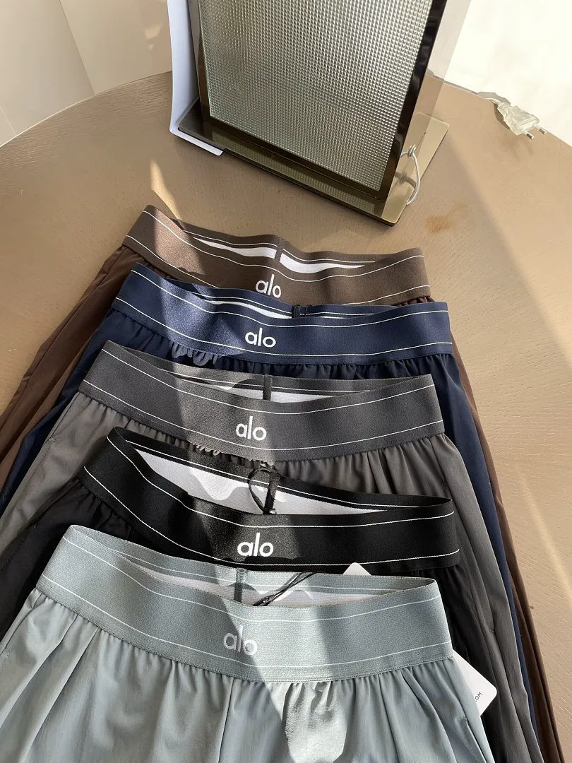 alo yoga L01J תמונה 9