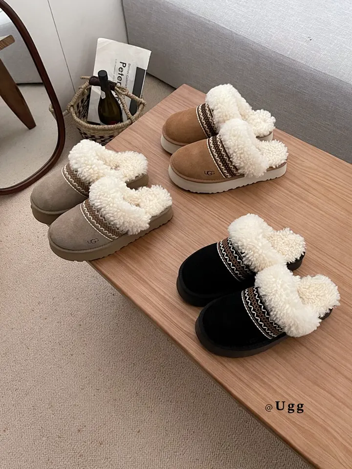 UGG LR04