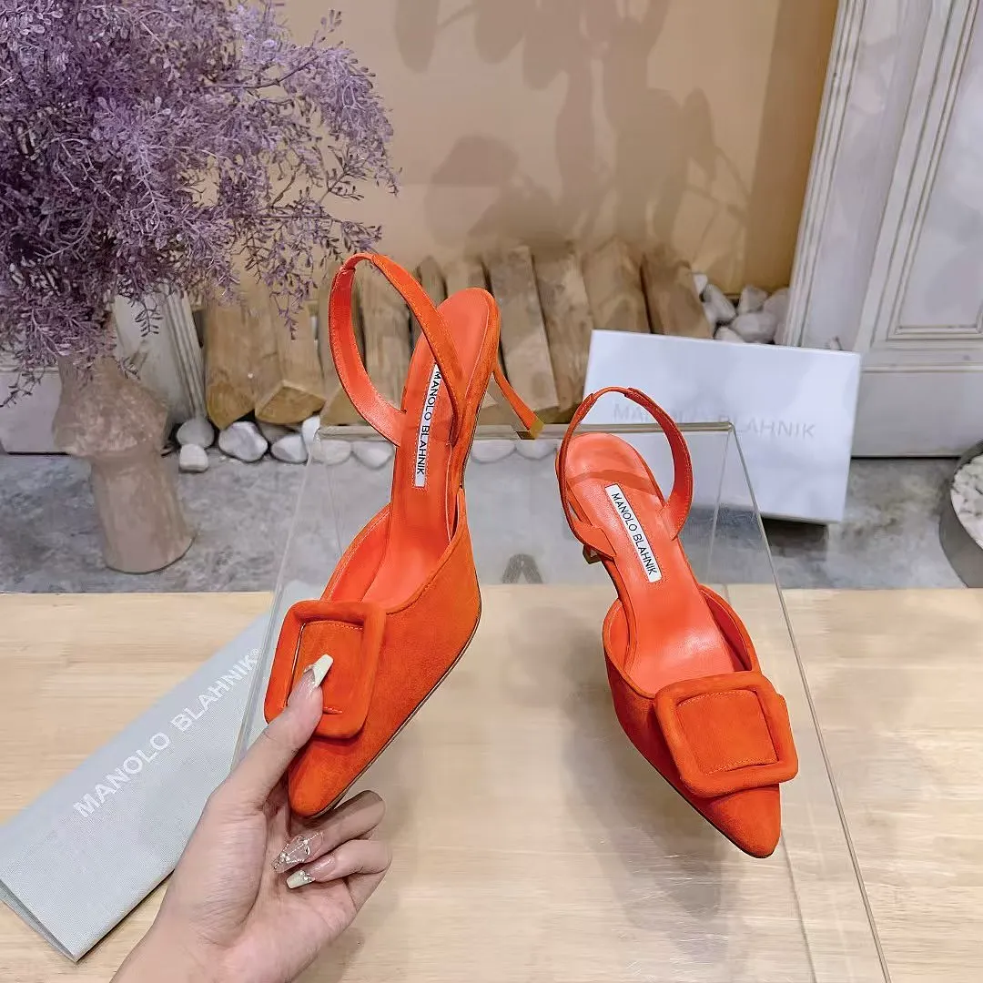 Manolo Blahnik MBXZ001 תמונה 10