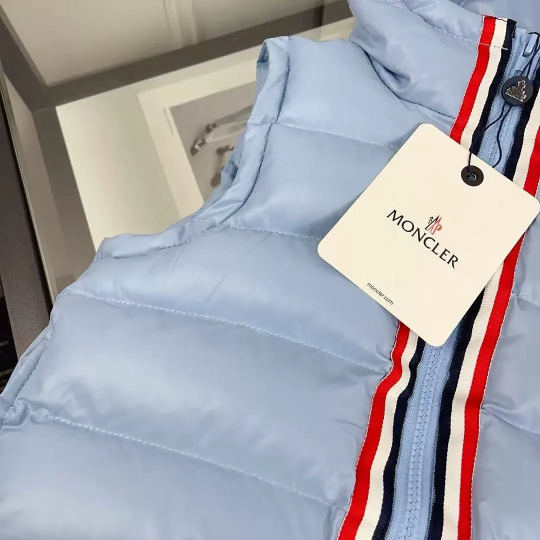 Moncler MCYF100 תמונה 5