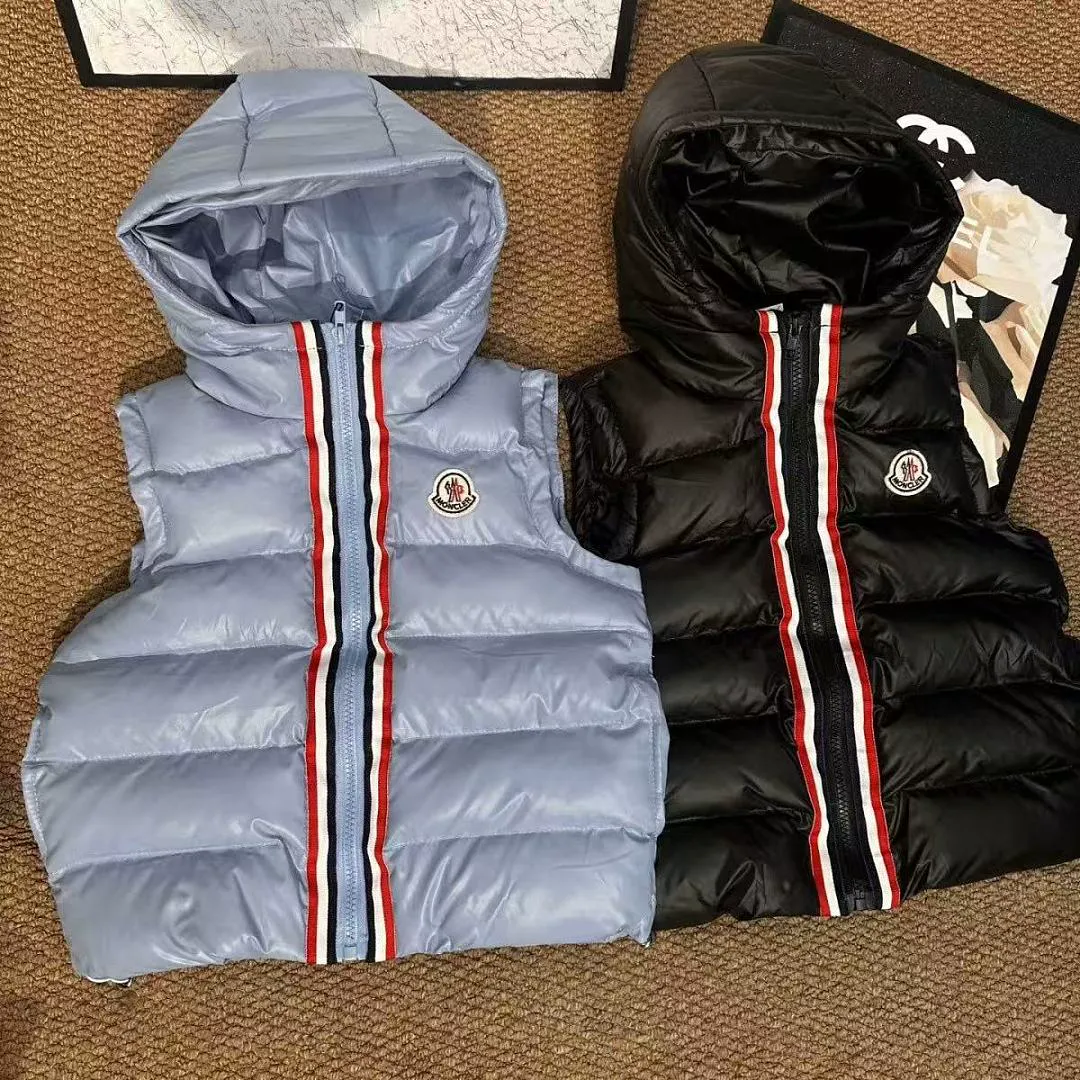 Moncler MCYF100 תמונה 9