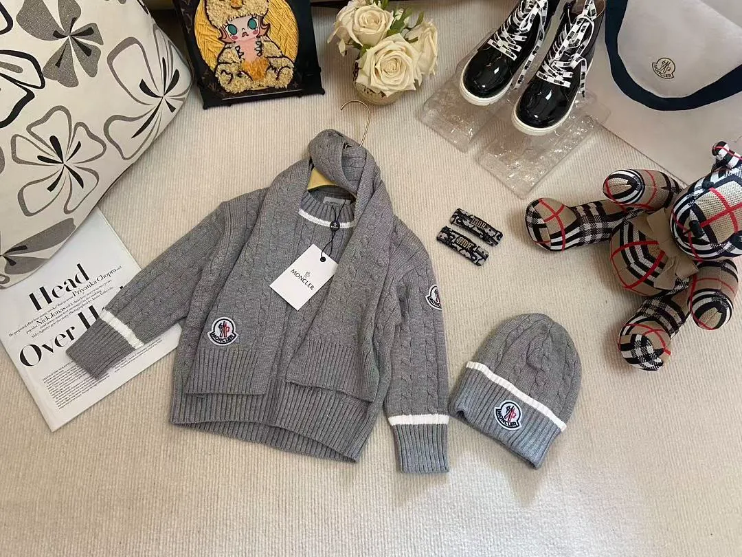 Moncler MCYF103 תמונה 6