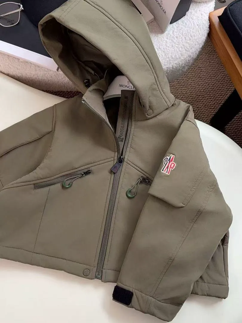 Moncler MCYF105 תמונה 2