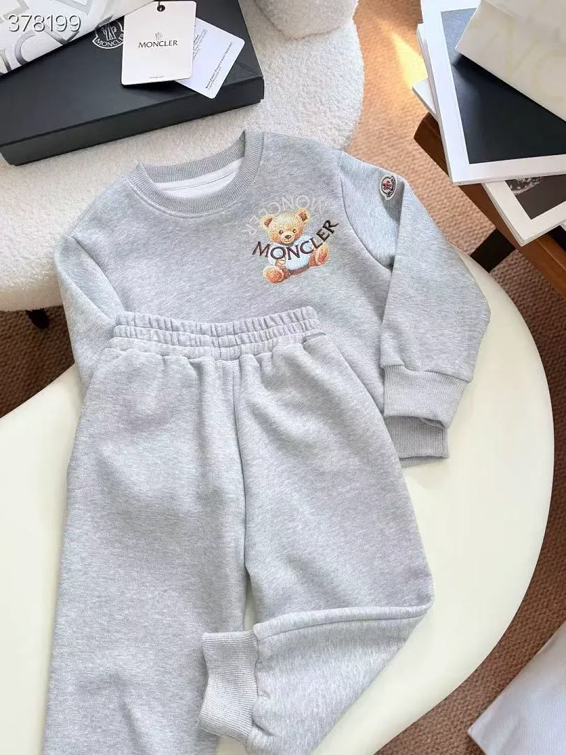 Moncler MCYF106 תמונה 2