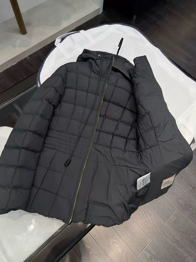 Moncler MCYF125 תמונה 6