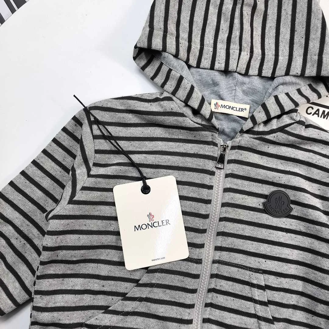 Moncler MCYF136 תמונה 5